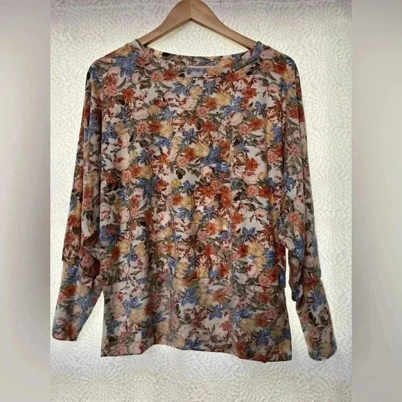 ANDTHEWHY Los Angeles Reverse Print Dolman Sleeve Floral Top Size Large Chic NWT - Picture 9 of 12